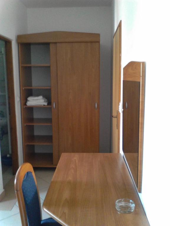 Guest House Frane Pag Town Buitenkant foto