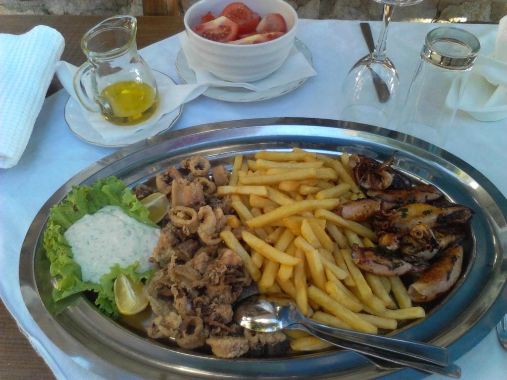 Guest House Frane Pag Town Buitenkant foto